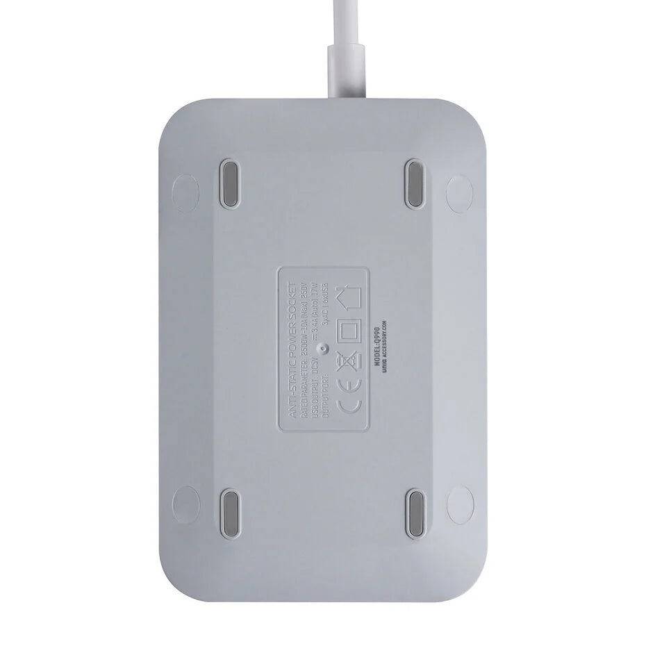 UNIQ Accessory 3.4 Anti-static socket box with 3 power sockets and 6 USB inputs - Black